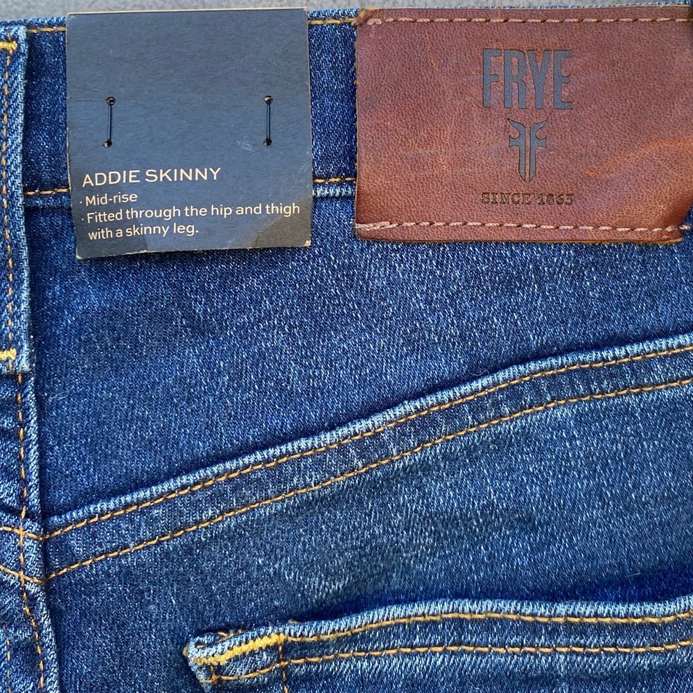FRYE JEANS Size: 25 (fit more like a 23) Color: Dark Blue